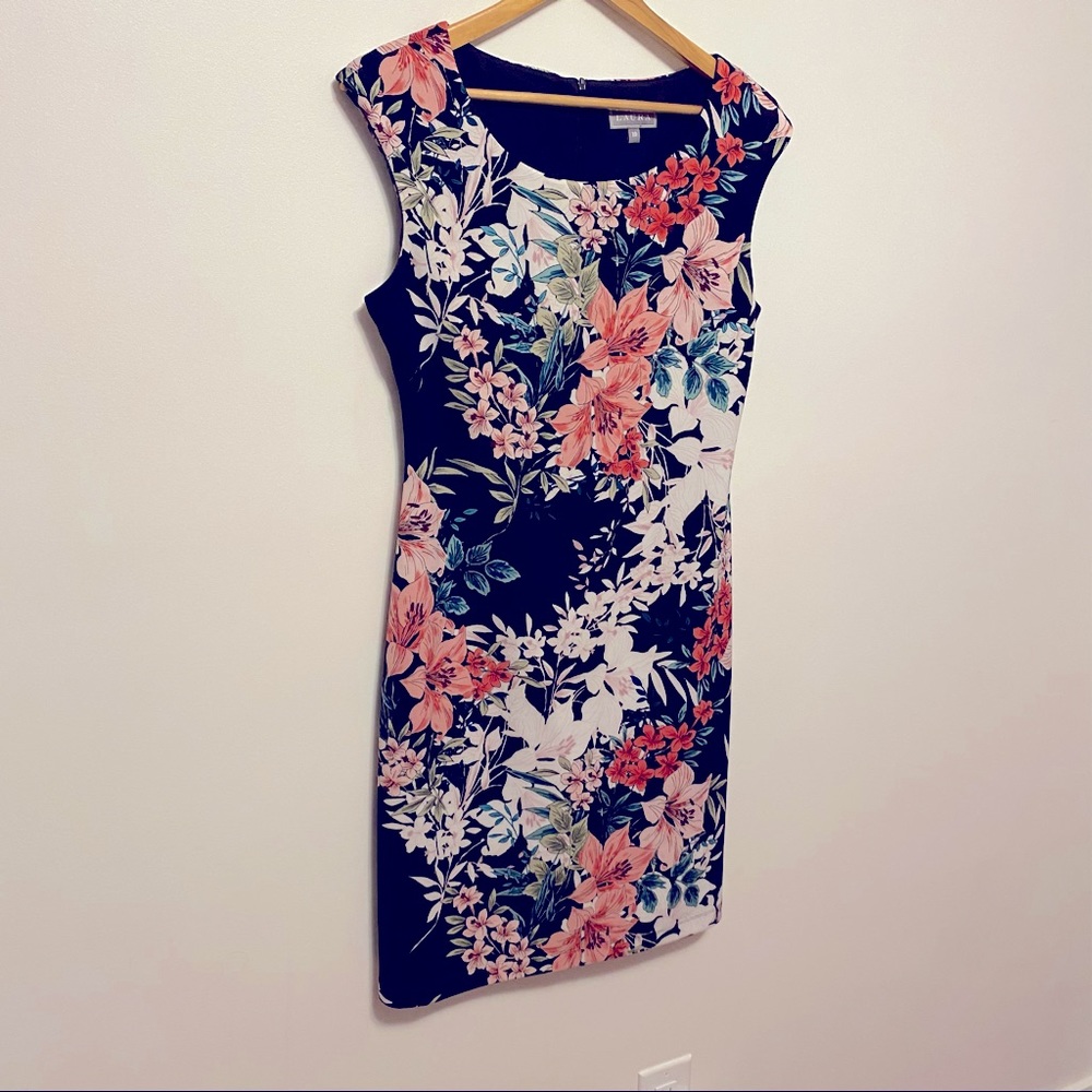 Laura short sleeve zip up dress